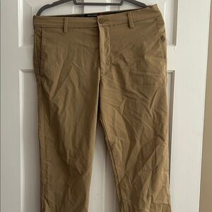 Dockers Men's Khaki Chinos